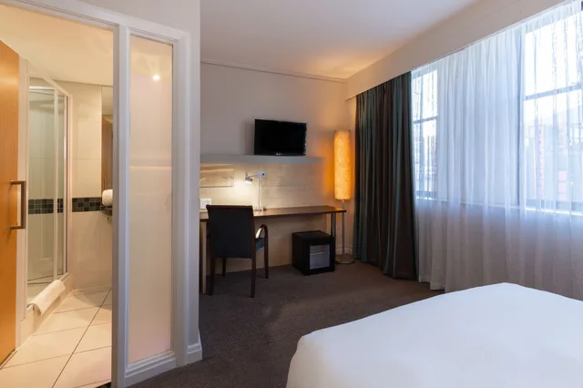 غرفة قياسية بسريرين منفصلين للمدخنين، HOLIDAY INN EXPRESS CAPE TOWN CITY CENTRE 9/10