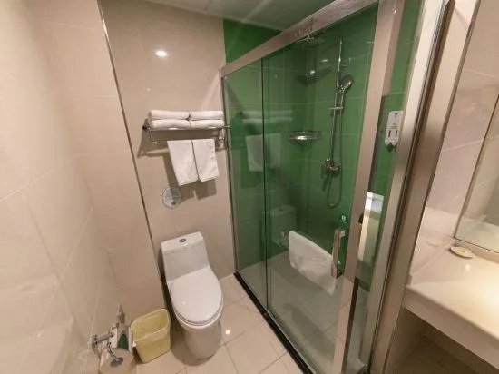 غرفة سوبيريور بسرير كوين، GreenTree Inn Baoding City Zhuozhou Railway Station Store 1/1