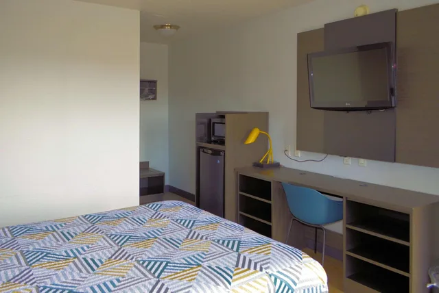 غرفة بسرير كوين لغير المدخنين، Motel6 Reno, NV - Livestock 4/7