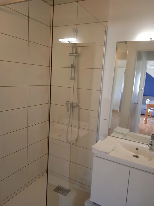 Pied, House, Bunk Bed, Sofa، OLYDEA le Domaine du Lambon 2/2