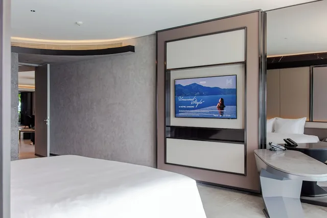 جناح رئاسي بسرير كينج مع أريكة، M Hotel Danang 1/3