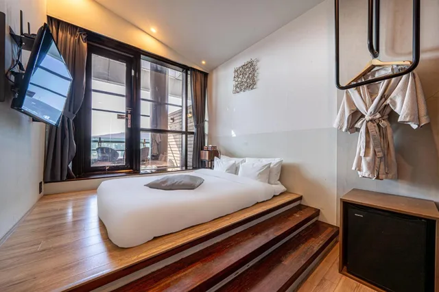 Korean, Superior, Double Bed, Sea View, Terrace، H Avenue 4/8