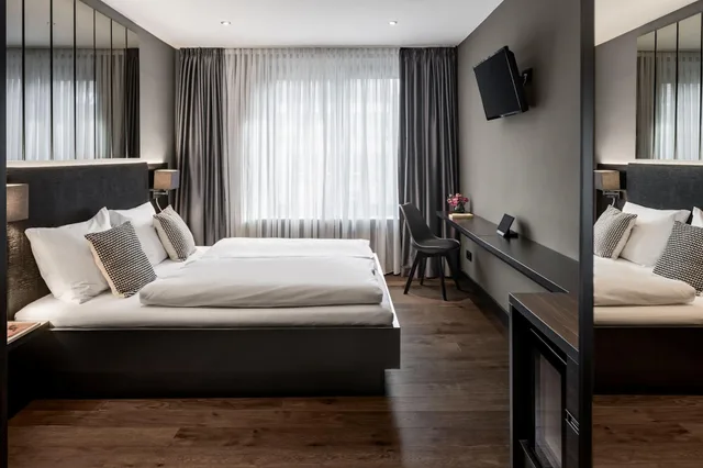 غرفة مزدوجة قياسية، Hotel AMANO Dusseldorf 1/7