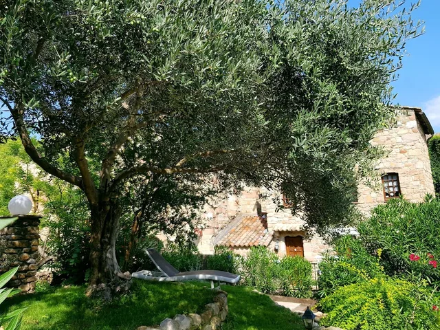 Villa Arca، Draguignan 33/50