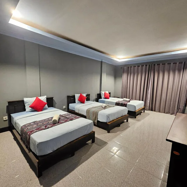 غرفة ثلاثية بإطلالة على البحر، Ridho Malik Hotel 6/10