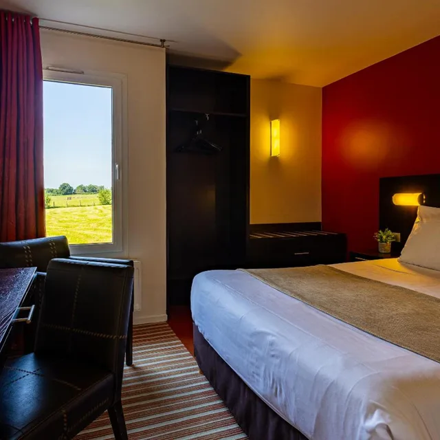 غرفة بسرير مزدوج، HOSTELLERIE D'AUSSOIS 1/10