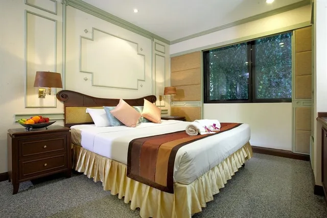 غرفة سوبيريور بسرير كينج، Majestic Suites 2/4