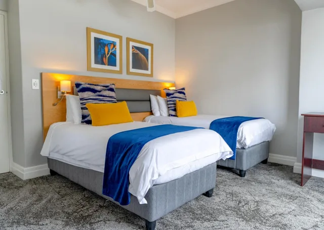جناح سوبيريور بإطلالة على البحر بغرفتي نوم، Peninsula All-Suite Hotel by Dream Resorts 5/10
