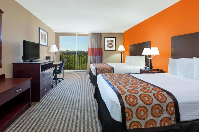 غرفة بسريرين كوين لذوي الإعاقة، Howard Johnson by Wyndham Arlington Ballpark / Six Flags 1/1