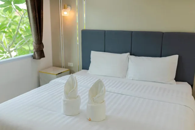 غرفة بسرير مزدوج بإطلالة على الحديقة، The Neenlawat Riverside 5/8