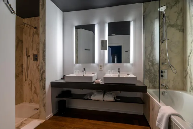 جناح جونيور بسرير كينج بإطلالة على الحديقة، Hotel Rubens - Grote Markt 3/6