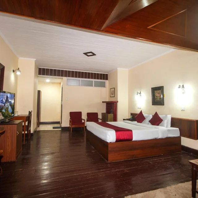 Heritage, Club, King Bed، Central Heritage 1/10