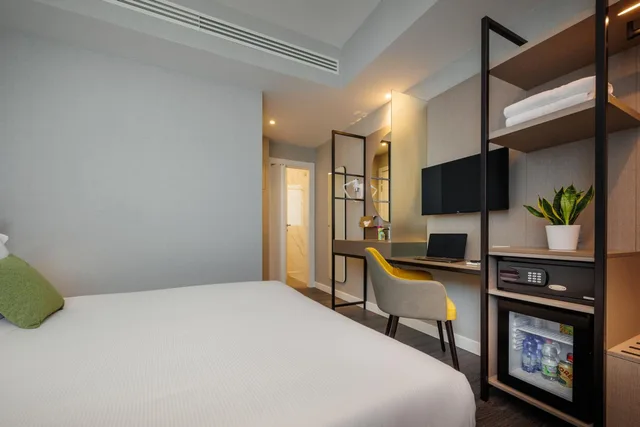 غرفة قياسية بسرير كوين، iH Hotels Milano Centrale 4/10
