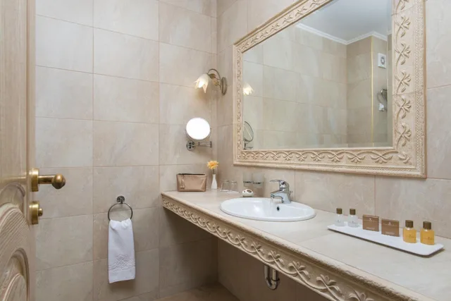 غرفة بسرير مزدوج بإطلالة على المسبح مع سرير إضافي، Hotel & Spa Diamant Residence 6/6