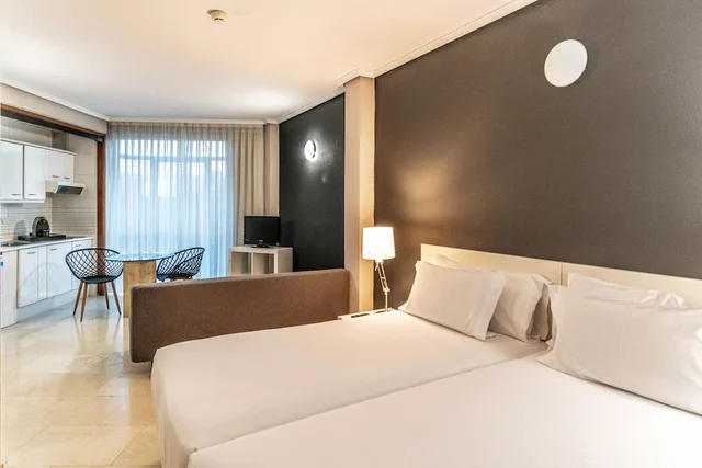 شقة كلاسيكية ثلاثية بثلاثة أسرّة، Sercotel Togumar 1/10
