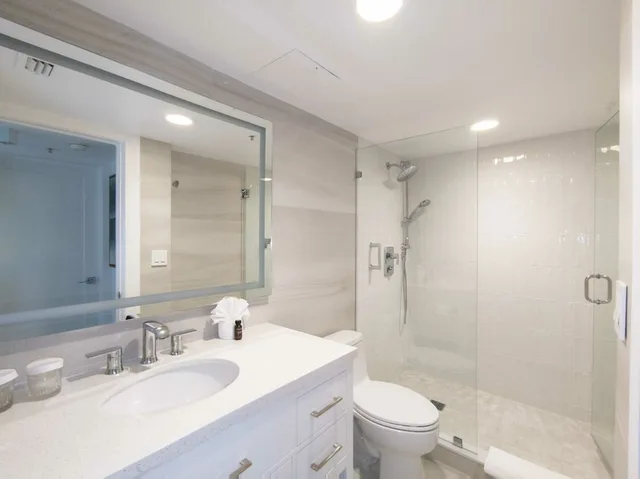 غرفة بسريرين كينج بشرفة بغرفتي نوم مع أريكة، Bentley Hotel South Beach 3/3