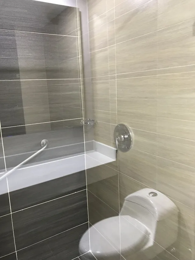 غرفة قياسية ثلاثية بسريرين منفصلين بإطلالة على المدينة، Arame Hotel 8/9