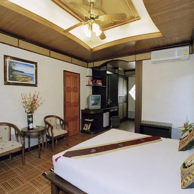 غرفة بسرير مزدوج بإطلالة على الجبل بشرفة، Railay Viewpoint Resort 3/3