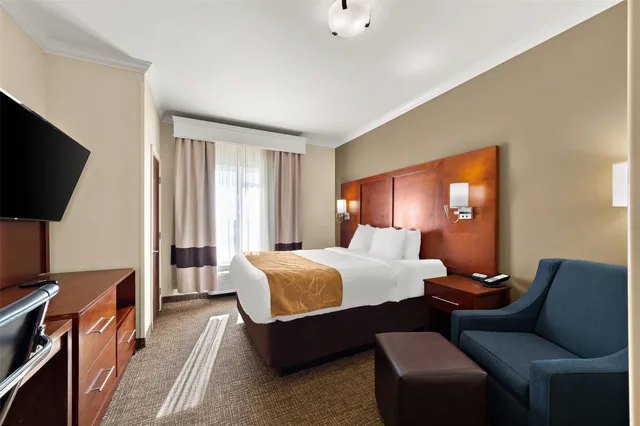 جناح بسرير كوين، Comfort Suites Corpus Christi Central 3/4