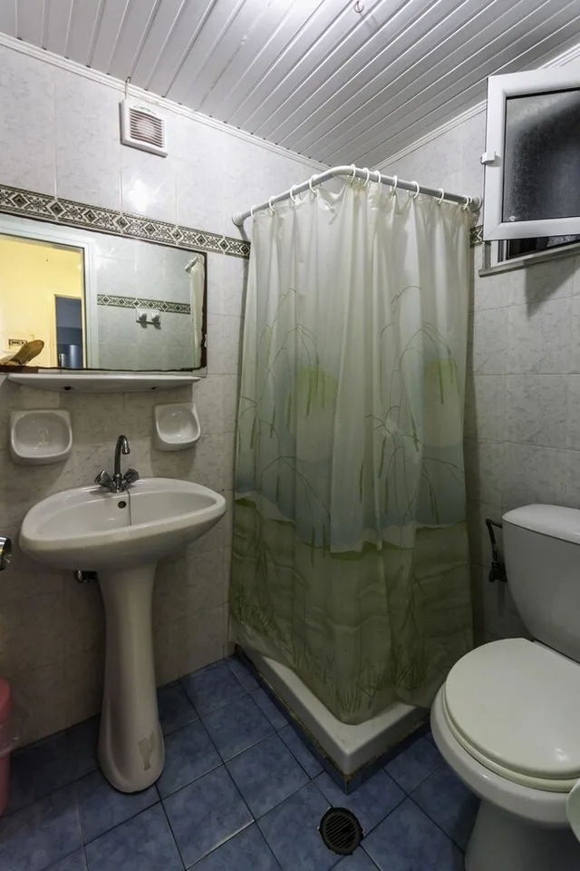 Studio, 3 Beds, Vossos Hotel Apartments 4/4