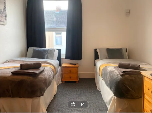 3 Rooms, Family، OYO Tudor Lodge - Redcar Beach 3/3