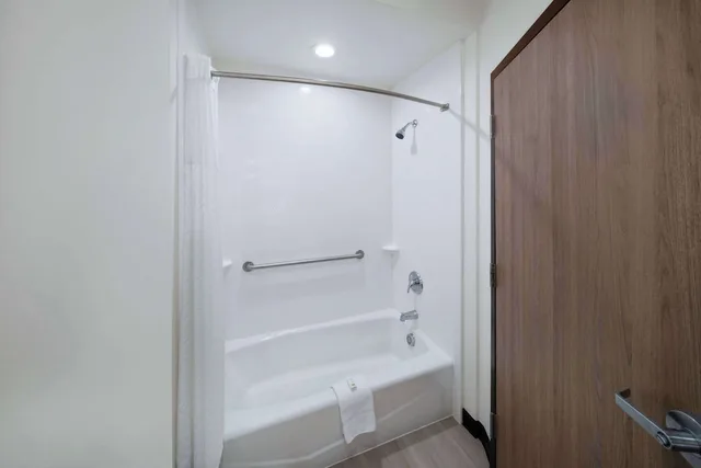 Efficiency, 2 Queen Beds, Accessible، La Quinta Inn & Suites by Wyndham El Paso East Loop-375 4/4
