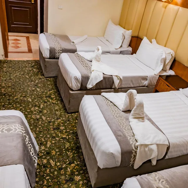 غرفة عائلية، جراند زوار(Grand Zowar Hotel) 8/9