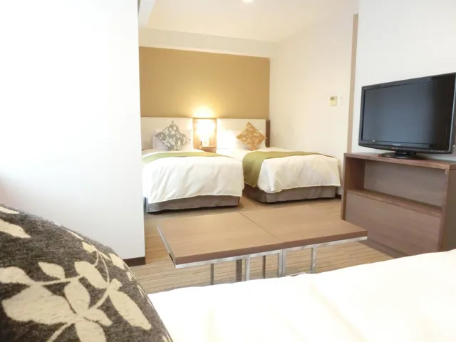 غرفة ثلاثية، TOKYU STAY YOGA 2/6