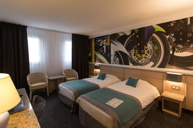 غرفة بسريرين منفصلين، Hotel Le Paddock 7/9