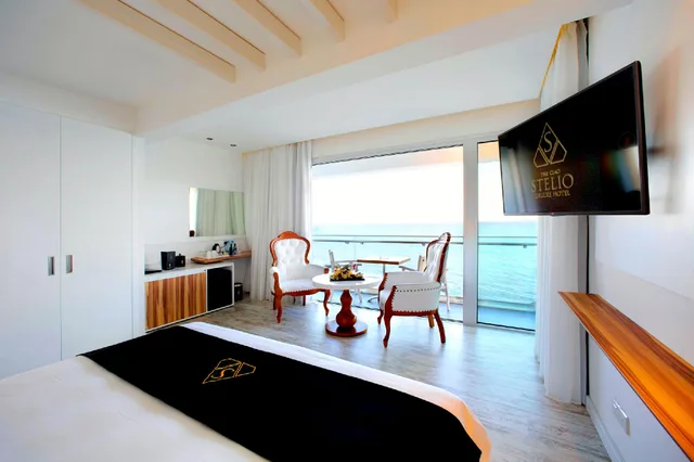 غرفة ديلوكس بإطلالة على البحر، The Ciao Stelio Deluxe Hotel - Adults Only 2/2