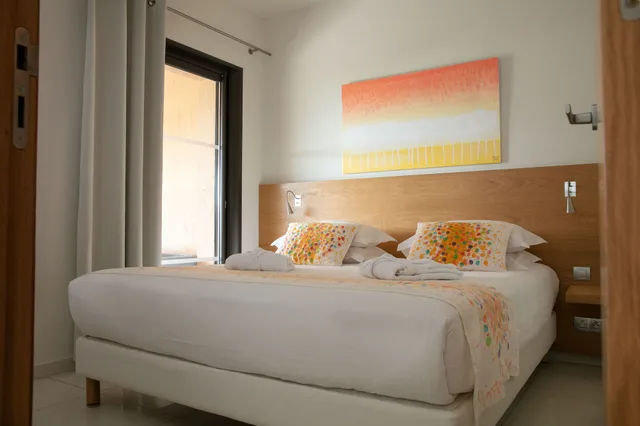 فيلا بريميوم بسرير كوين وسريرين منفصلين، Villa Santa Giulia Palace 2/4