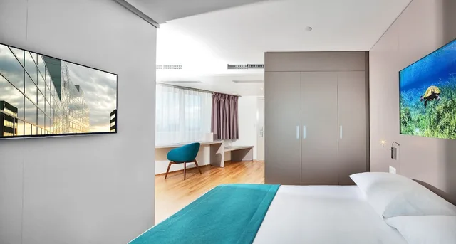 جناح جونيور بسرير كينج، Aquatis Hotel 2/4