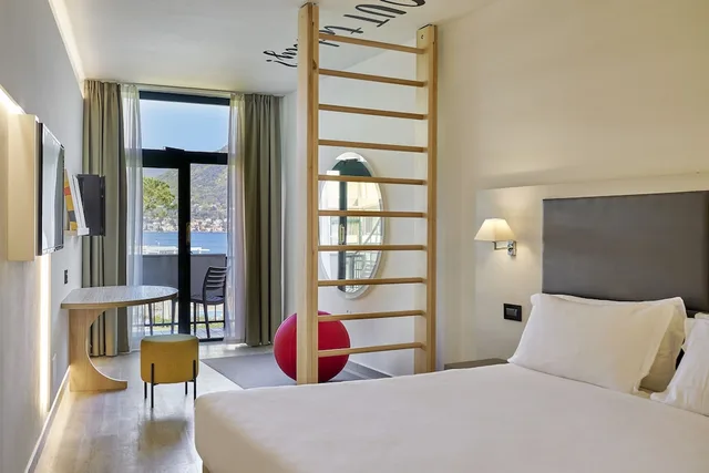 غرفة سوبيريور بسرير مزدوج بإطلالة على البحيرة، Park Hotel Casimiro Village 1/10