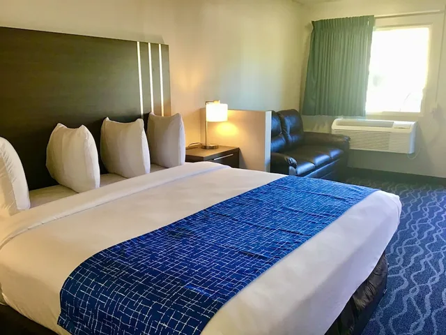 جناح استوديو بسرير كينج، Travelodge Inn & Suites by Wyndham Missoula University Park 2/5