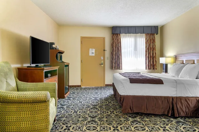 غرفة قياسية بسرير كينج، Quality Inn Idaho Falls 6/10