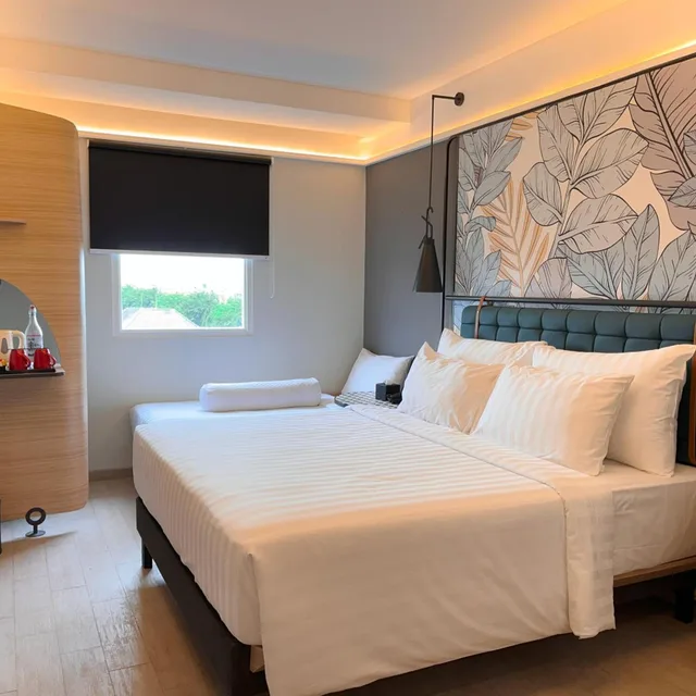 غرفة ديلوكس عائلية مع أريكة، Luminor Hotel Legian Seminyak 1/6