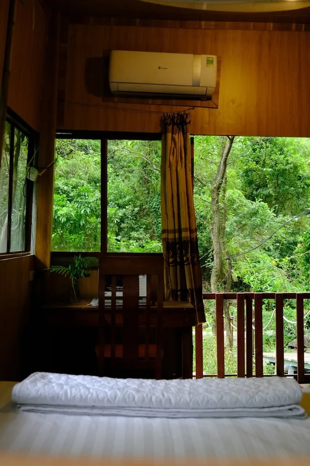 1 Bedroom, Basic, King Bed, Mountain Side، Chezbeo Homestay 2/2