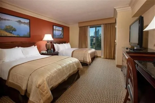 جناح بغرفتي نوم، Embassy Suites by Hilton Sacramento Riverfront Promenade 1/1