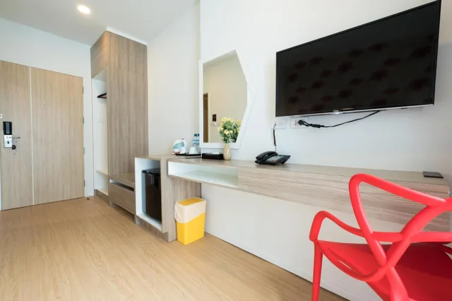 غرفة بسرير كينج، P Plus Hotel 8/10