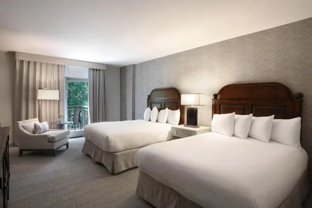 Spa, Lodge, 2 Queen Beds, Woods View, Callaway Gardens 1/1