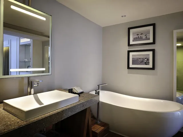 جناح جونيور بسرير كينج، The Kuta Beach Heritage Hotel Bali - Managed By Accor 5/10