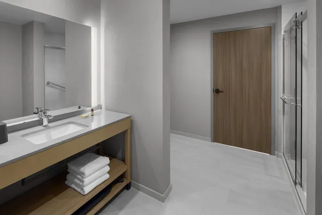 جناح بسرير كينج مع أريكة بمطبخ صغير، Hyatt Place Bozeman Yellowstone Airport 5/6