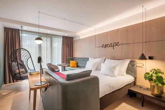 غرفة سوبيريور كبيرة بسرير كينج، Hotel Norge By Scandic 4/7