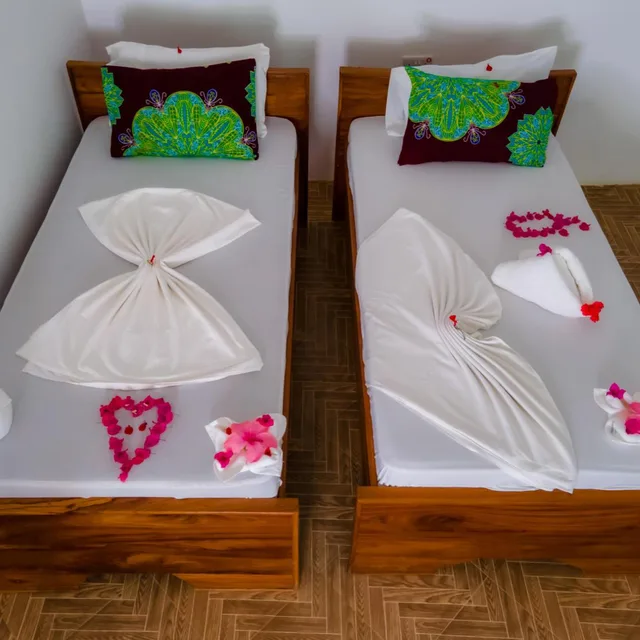 Room, Twin Beds, Garden View, Bella Vista Resort Zanzibar 3/5