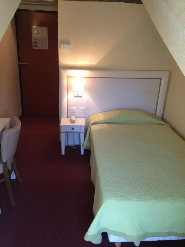 غرفة قياسية مفردة، Hotel Elysee 4/6