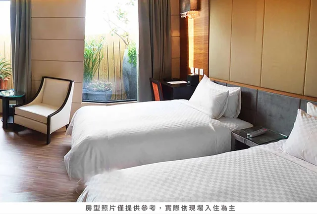 غرفة قياسية رباعية بسريرين مزدوجين، Royal Group Hotel Chun Shan Branch 1/1