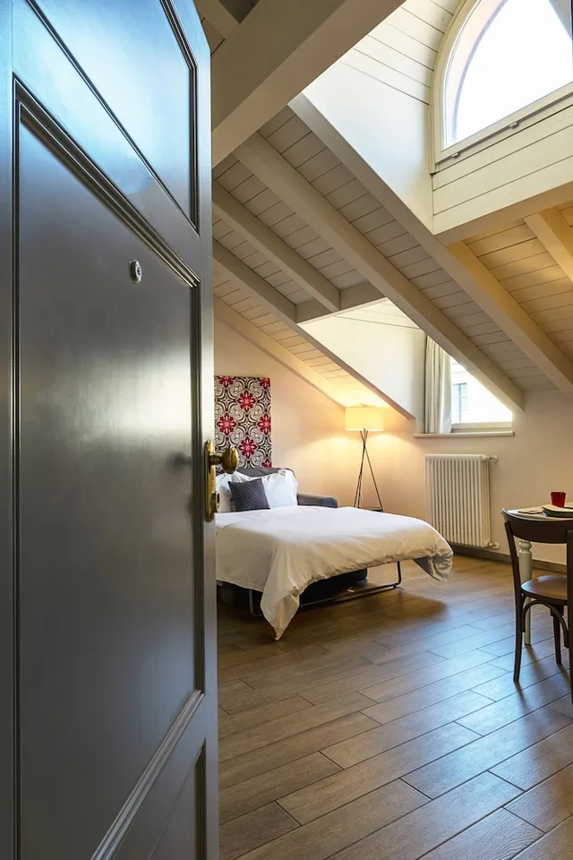 1 Bedroom, Deluxe, Suite, King Bed, Kitchen, RESIDENZA DELL'OPERA 5/10