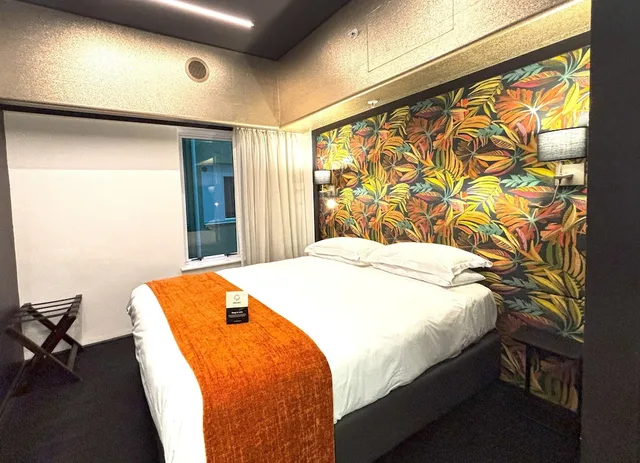 غرفة قياسية بسرير كوين، Signature Lux Hotel By Onomo Foreshore 5/10