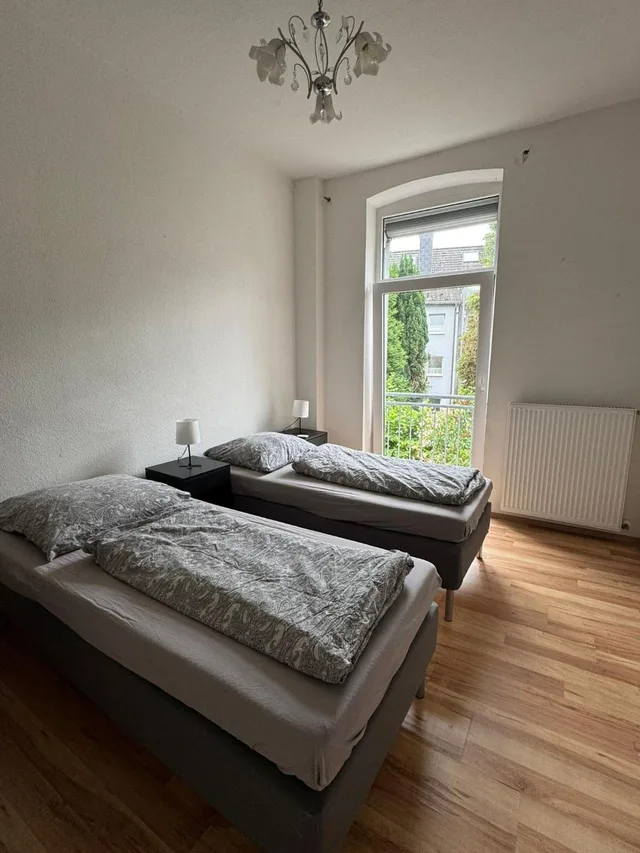 سكن مشترك مختلط، Wohnzimmer-Essen 2/10