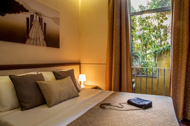 Standard, Double or Twin Bed, Balcony, corso grand suite 2/7